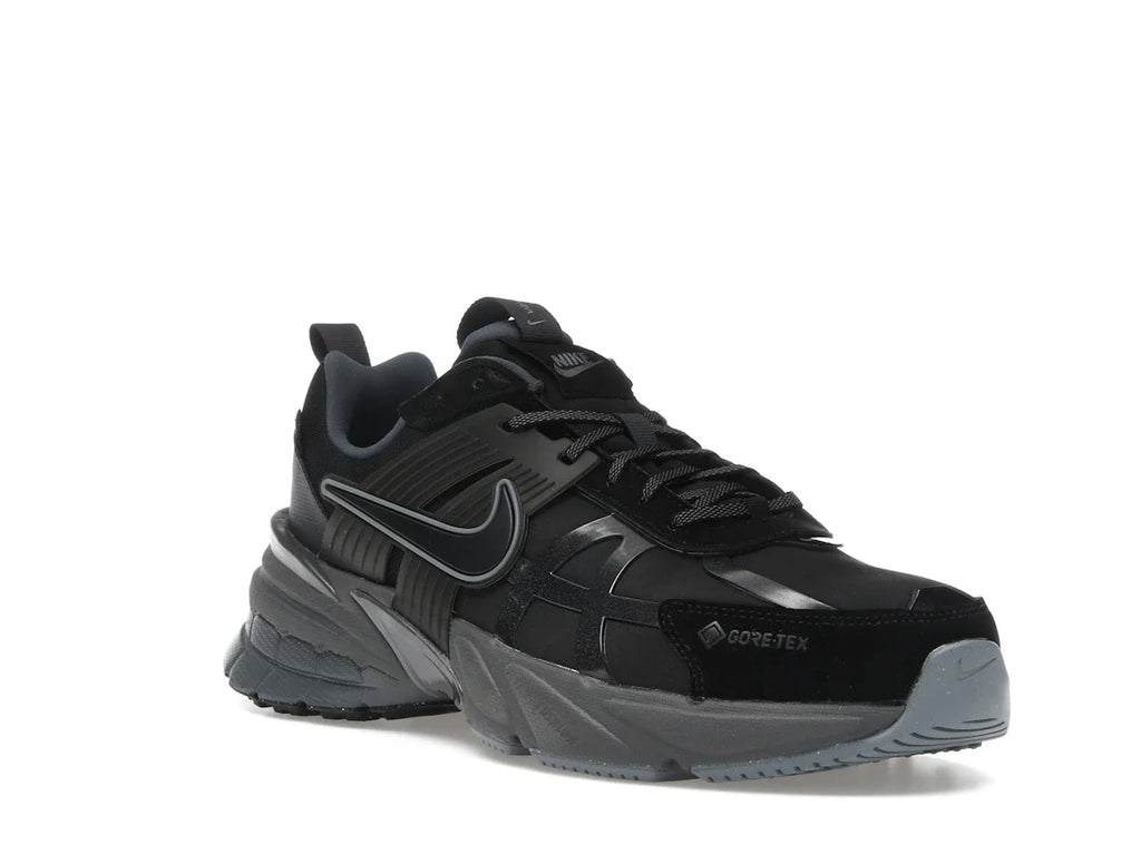 Nike V2K Run Gore-Tex Schwarz Eisengrau