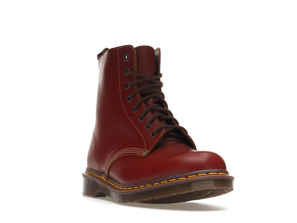Dr. Martens 1460 Vintage Schnürstiefel, hergestellt in England, oxbloodfarben, Quilon