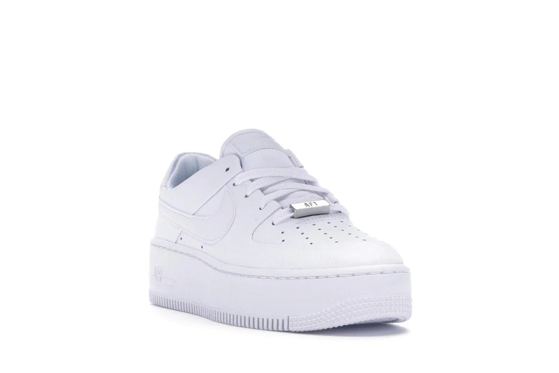 Nike Air Force 1 Sage Low Triple White (Damen)