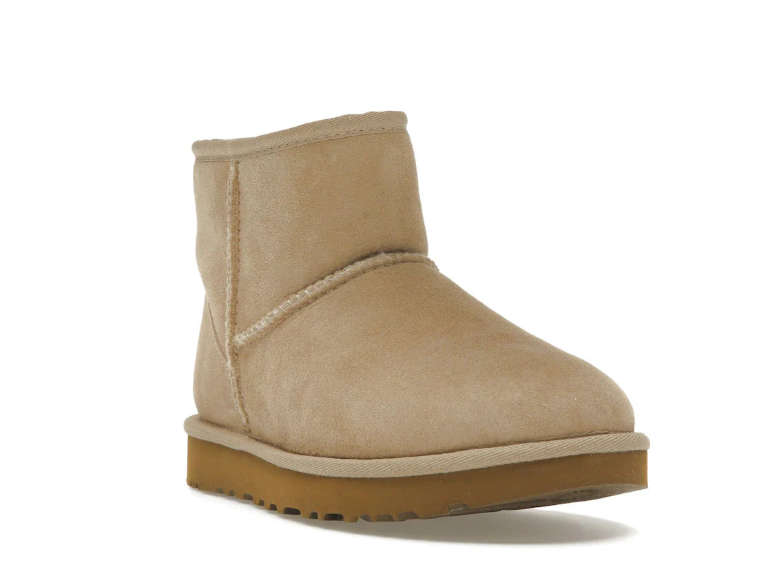 UGG Classic Mini II Stiefel Sand (Damen)