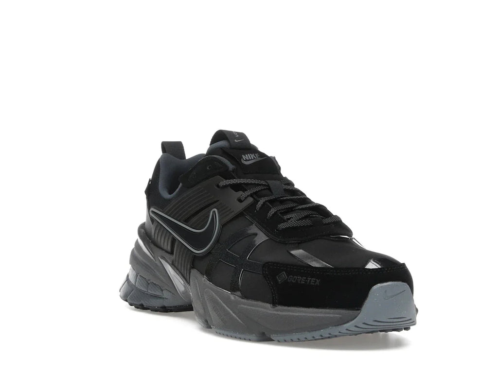 Nike V2K Run Gore-Tex Schwarz Eisengrau