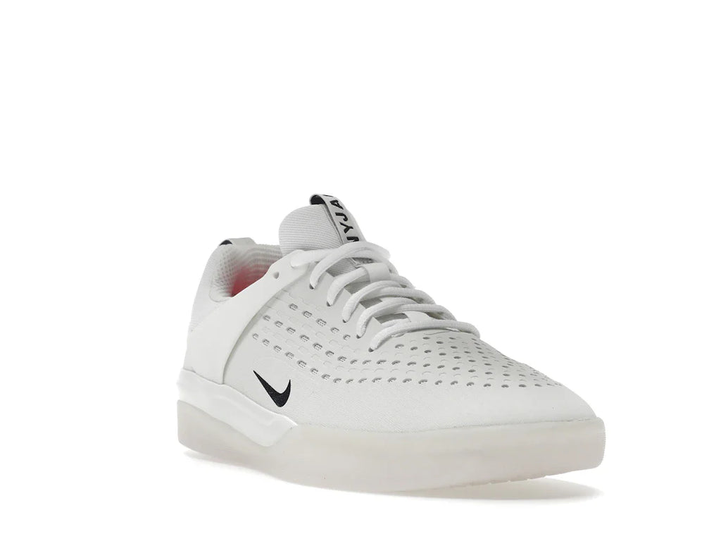 Nike SB Nyjah 3 Weiß Schwarz