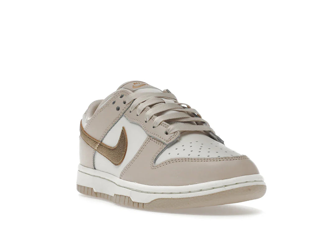 Nike Dunk Low Phantom Metallic Gold (Damen)