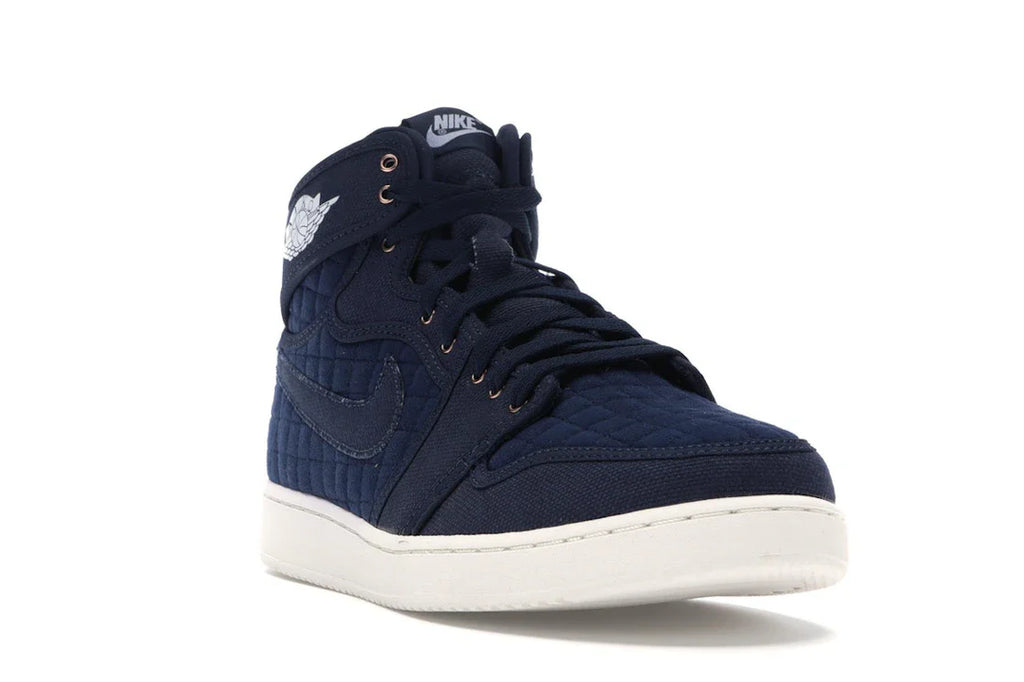 Jordan 1 Retro AJKO Blau Gesteppt