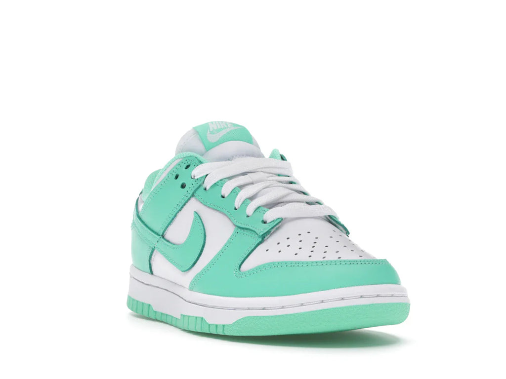 Nike Dunk Low Green Glow (Damen)