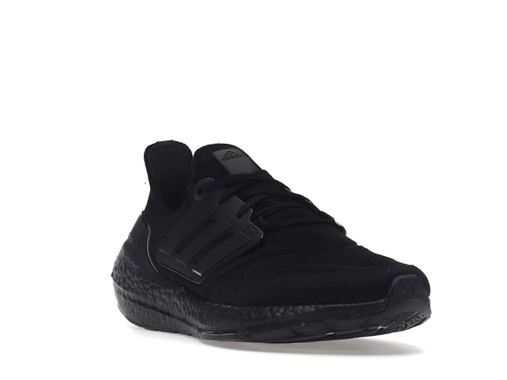 adidas Ultra Boost 22 Triple Black