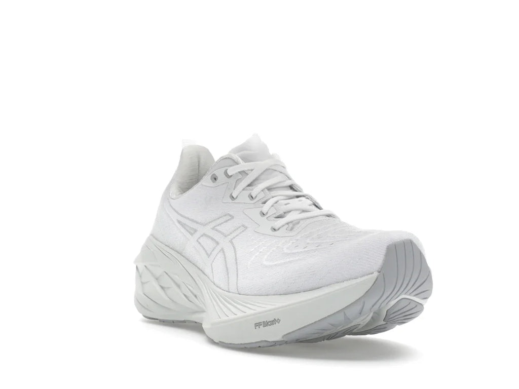 ASICS Novablast 4 Weiß Hellmint