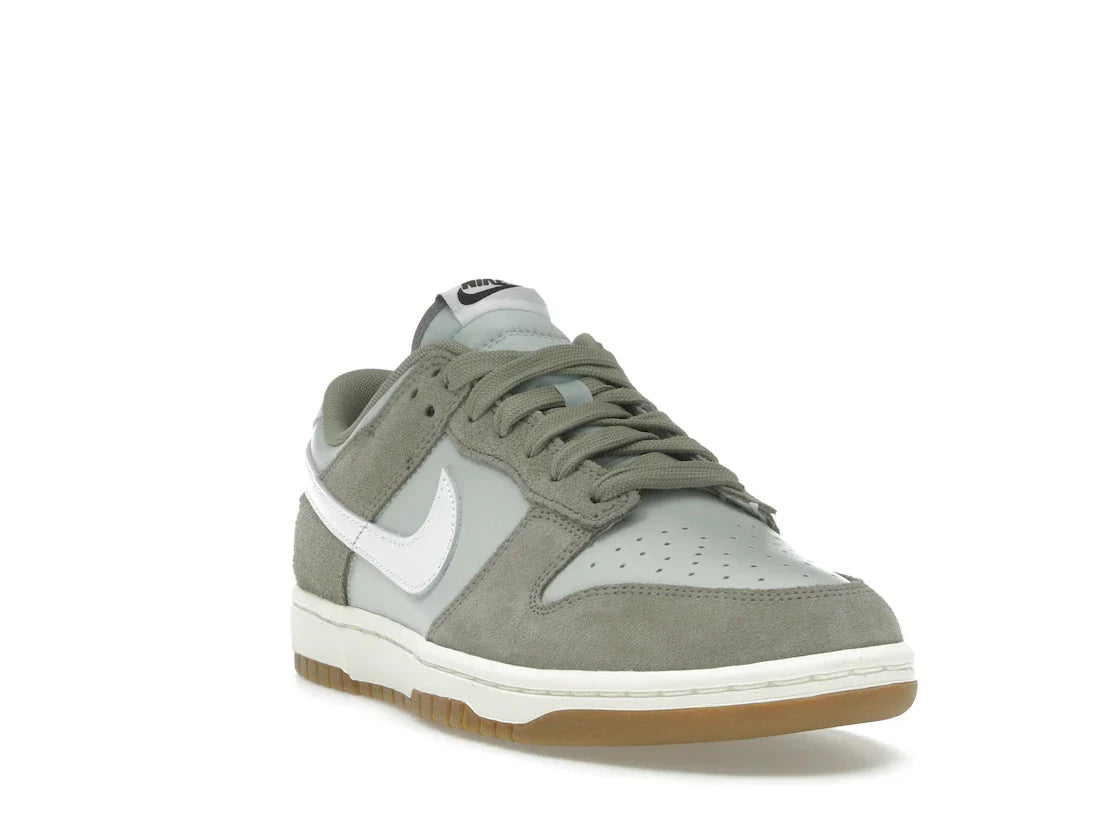 Nike Dunk Low Retro SE Hellsilber Hellblau Segelweiß