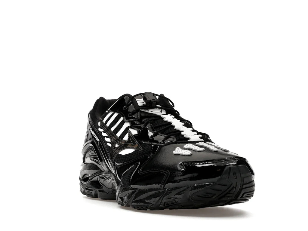 Mizuno Wave Rider 10 x Sabotage (SBTG) Schwarz Schwarz Weiß