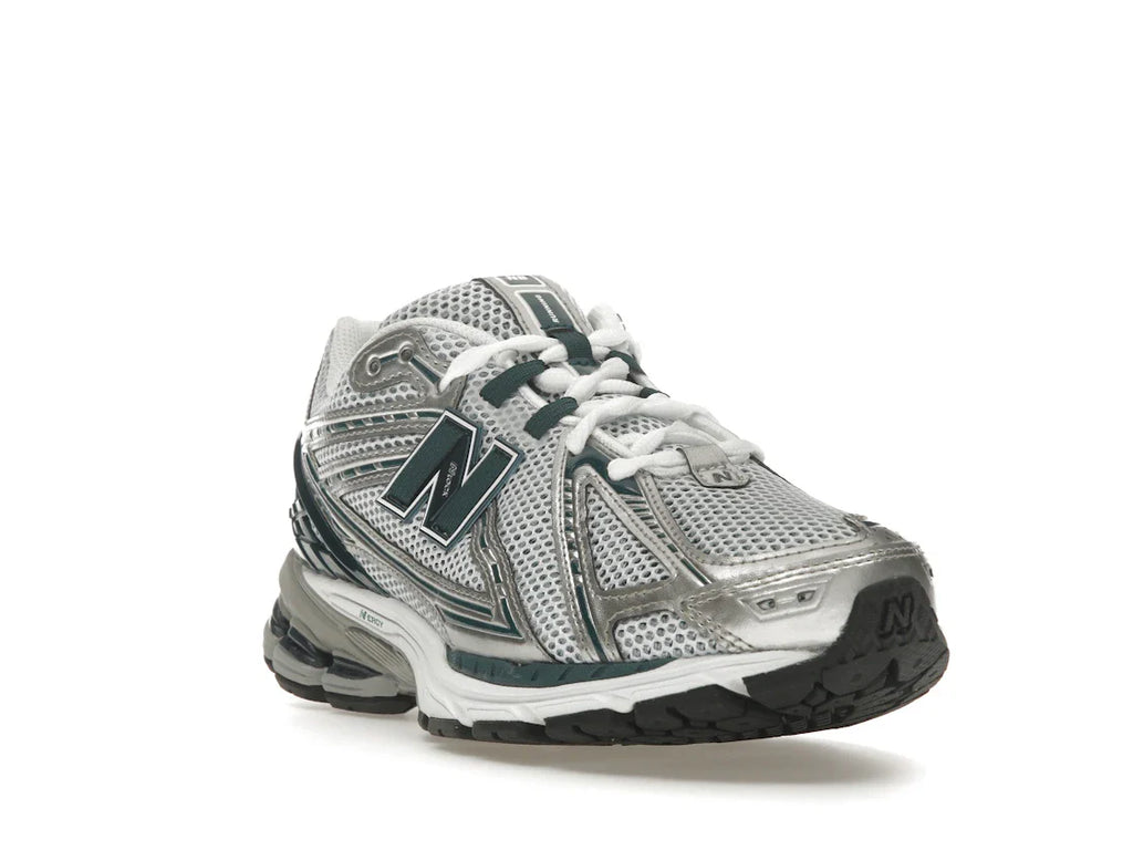 New Balance 1906R Silber Metallic Tiefsee