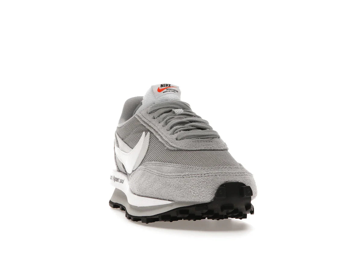 Nike LD Waffle SF sacai Fragment Grau
