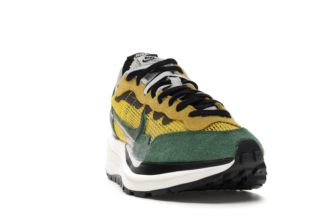 Nike Vaporwaffle Sacai Tour Gelb Stadion Grün