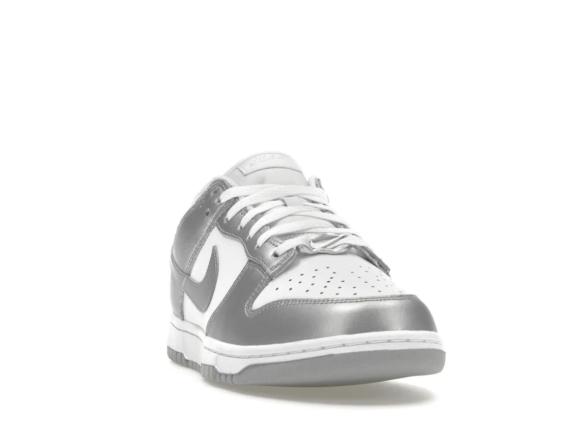 Nike Dunk Low Metallic Silver (Damen)