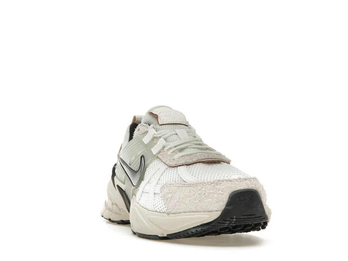 Nike V2K Run Summit White Light Orewood Brown (Damen)