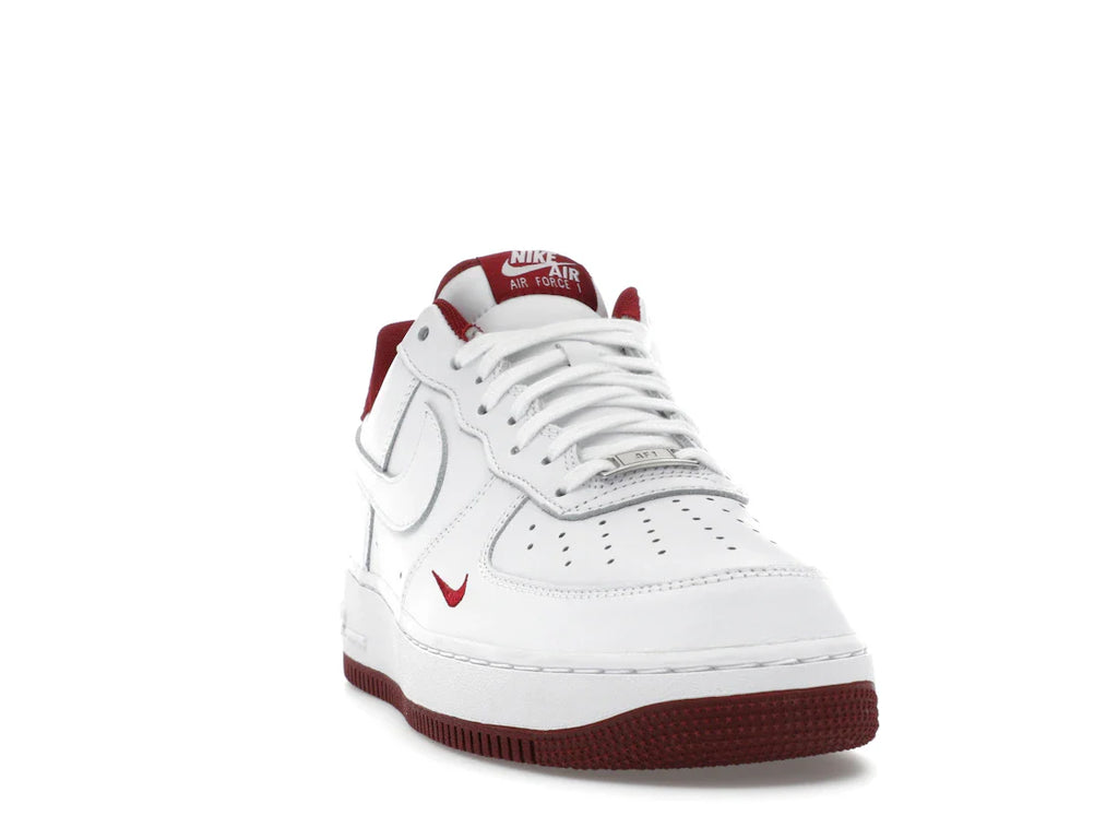 Nike Air Force 1 Low '07 LV8 Weiß Team Rot