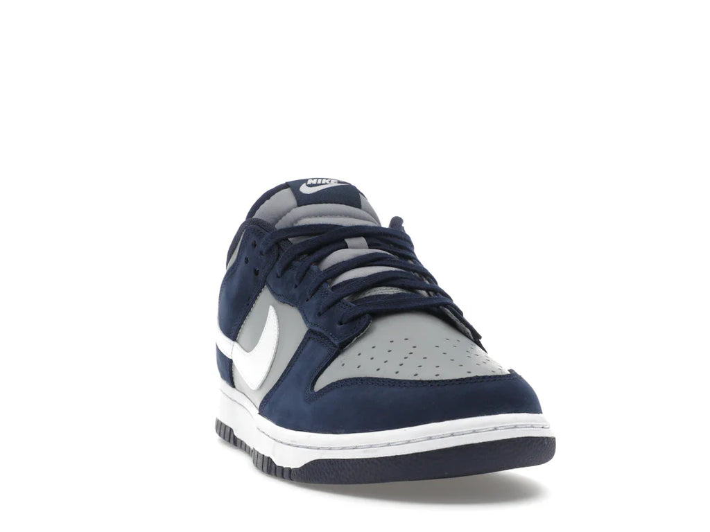 Nike Dunk Low Georgetown Wildleder