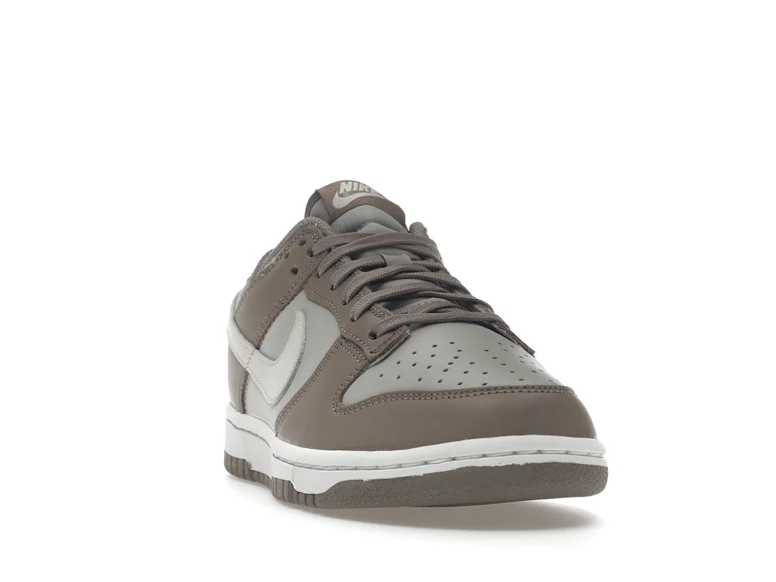 Nike Dunk Low Bone Beige (Damen)