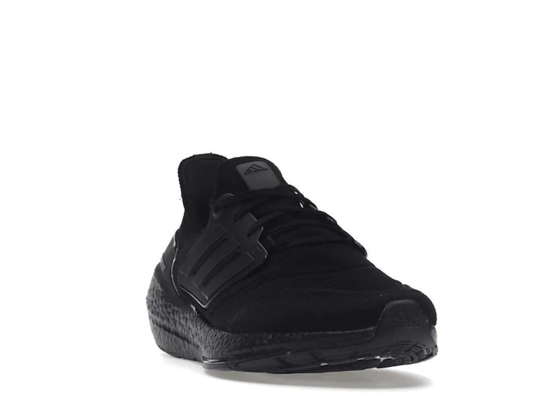 adidas Ultra Boost 22 Triple Black