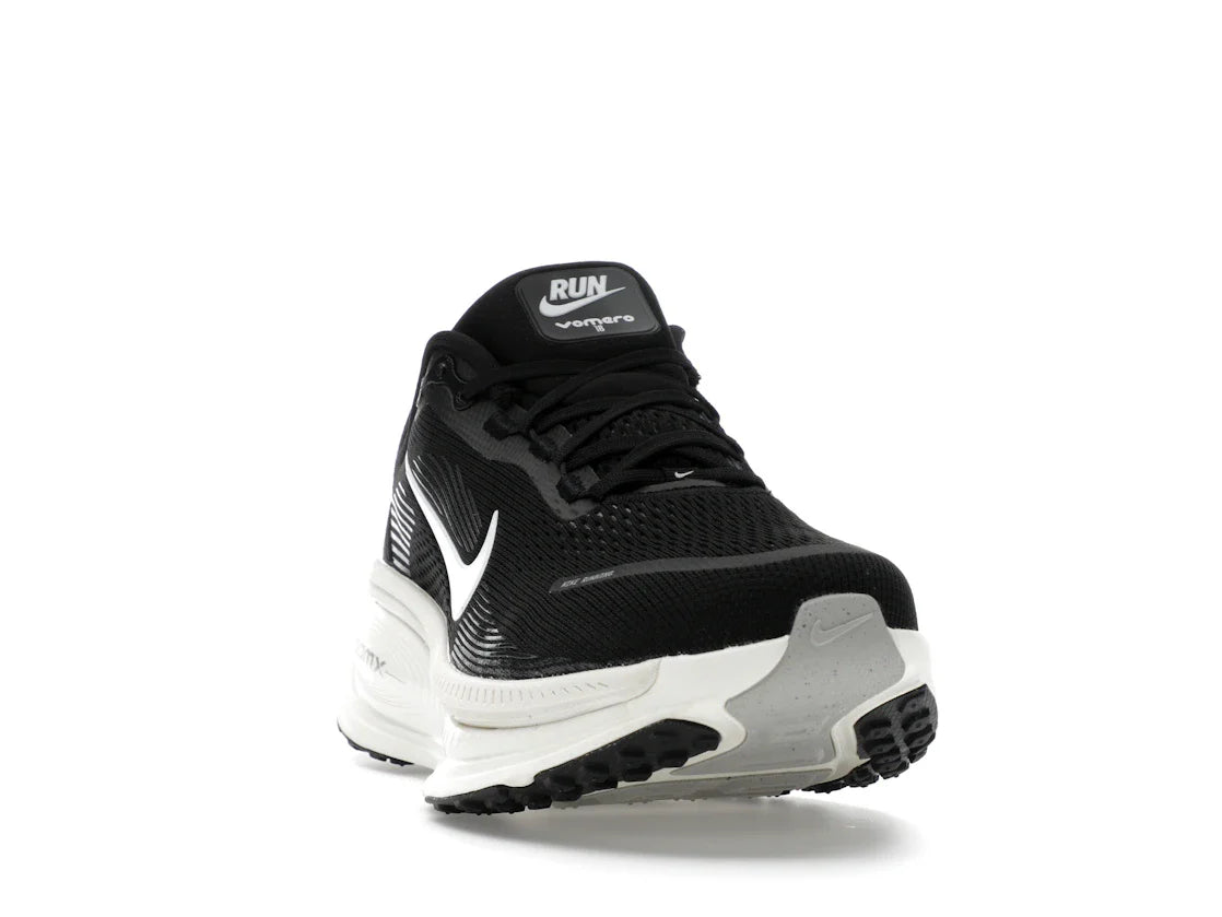 Nike Vomero 18 Schwarz, Kokosmilch, Hellgrau, Weiß