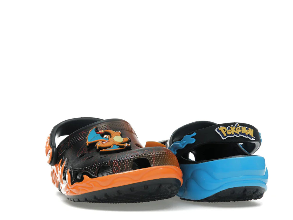 Crocs Classic Clog Pokémon Glurak gegen Turtok