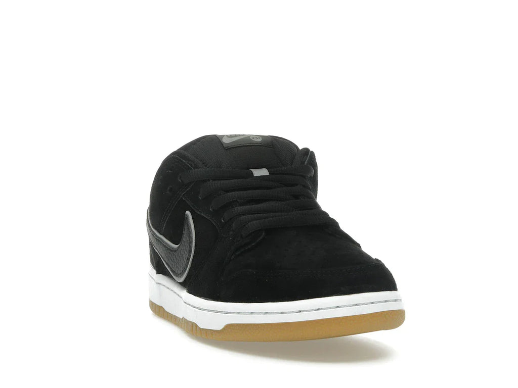 Nike SB Dunk Low Quartersnacks