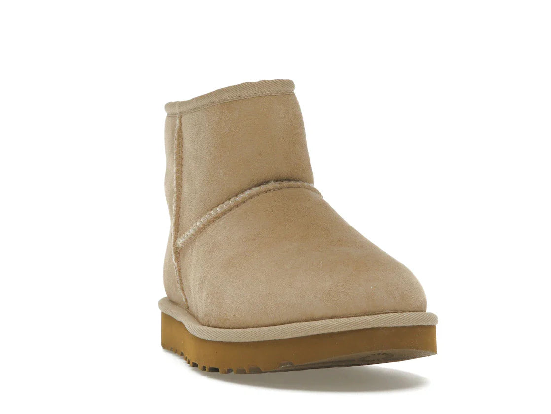 UGG Classic Mini II Stiefel Sand (Damen)
