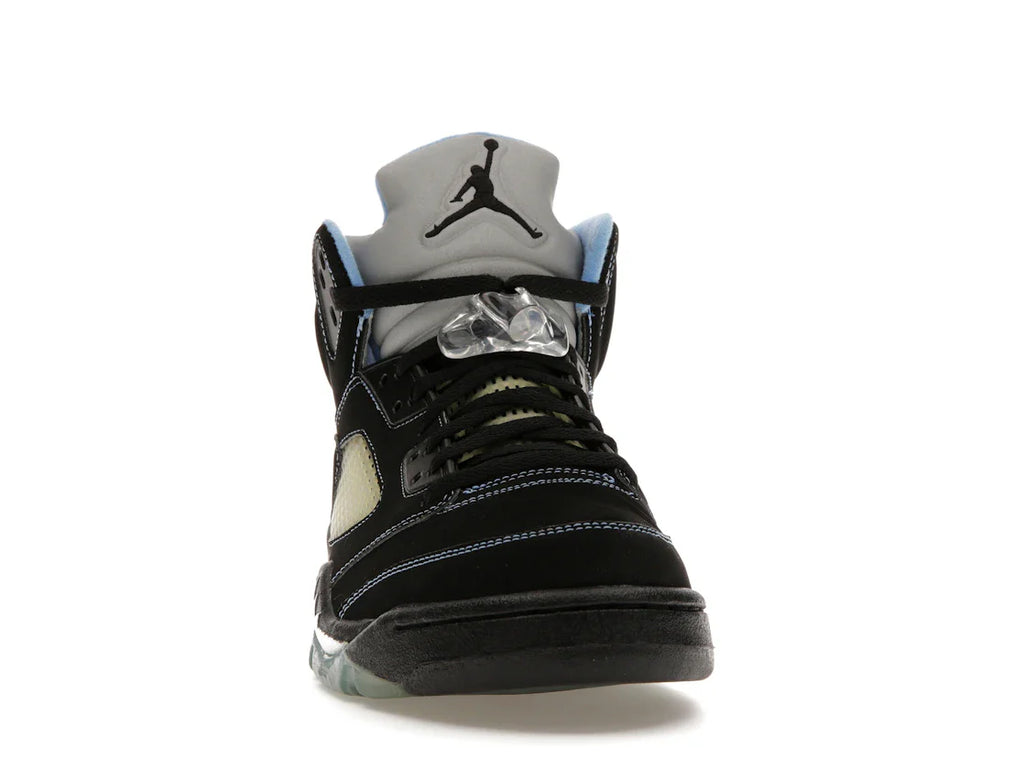 Jordan 5 Retro Schwarz/University Blue
