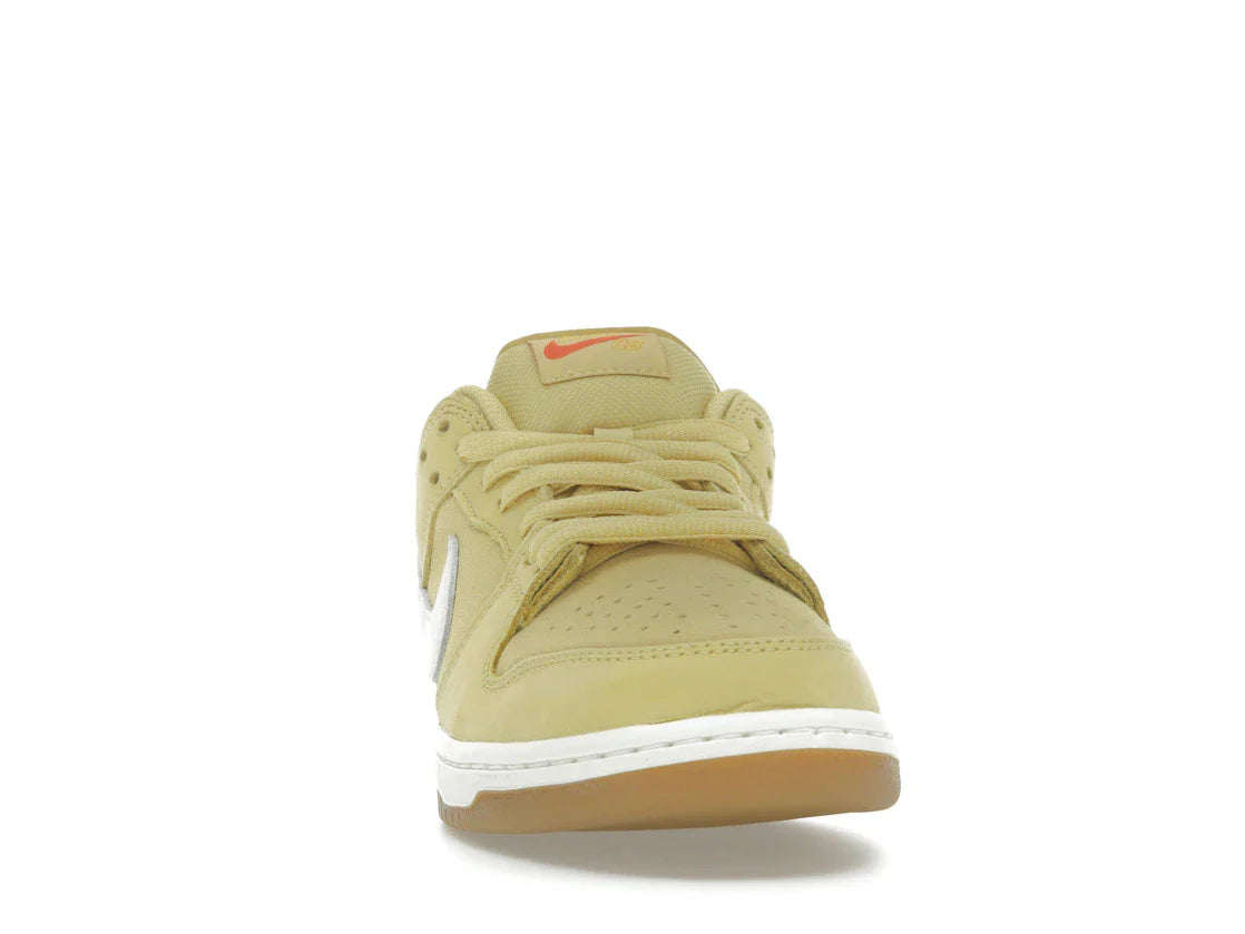 Nike SB Dunk Low Saturn Gold