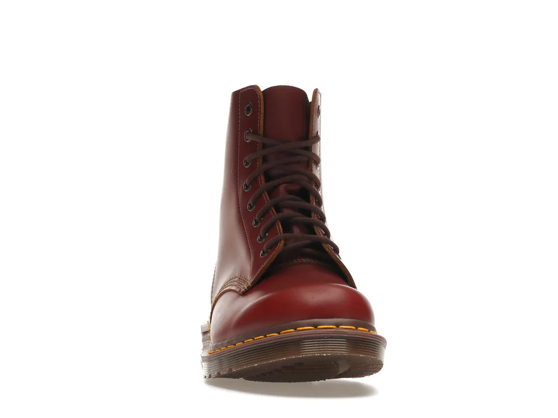 Dr. Martens 1460 Vintage Schnürstiefel, hergestellt in England, oxbloodfarben, Quilon