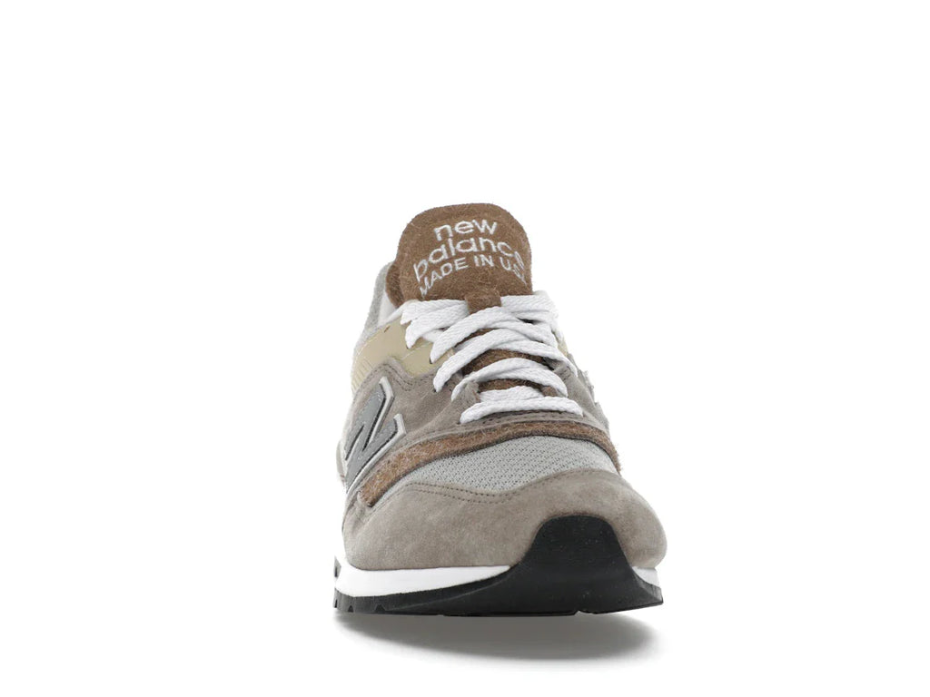 New Balance 997 MiUSA Light Mushroom Mirage Gray