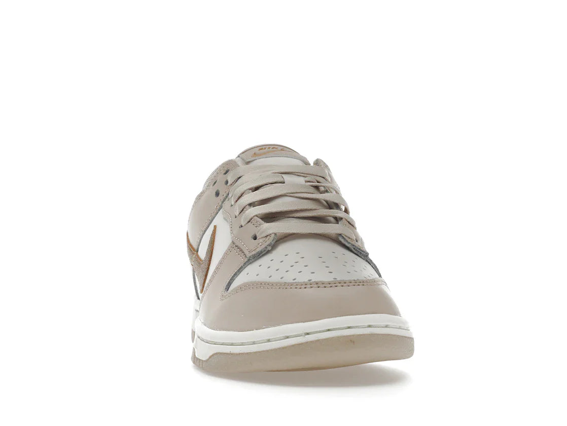 Nike Dunk Low Phantom Metallic Gold (Damen)