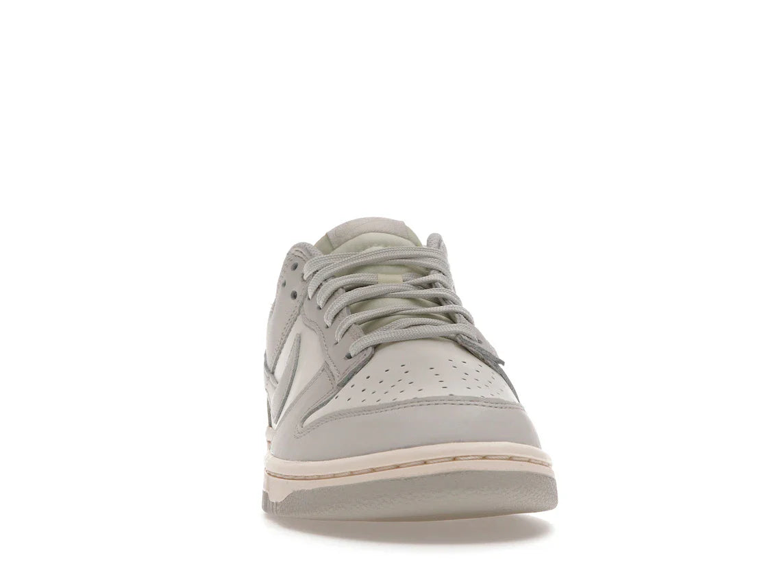 Nike Dunk Low Sail Light Bone (Damen)