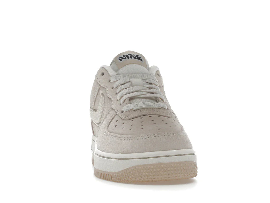 Nike Air Force 1 Low '07 SE Sanddrift Gum Fleece (Damen)