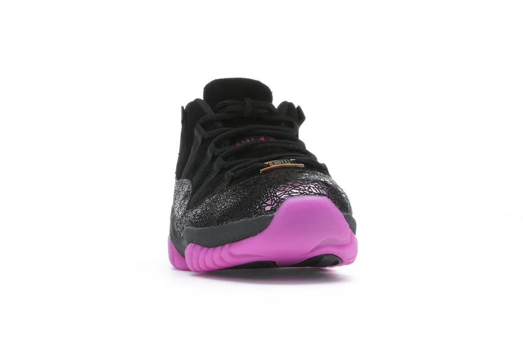 Jordan 11 Retro Low Think 16 Rook To Queen (Damen)