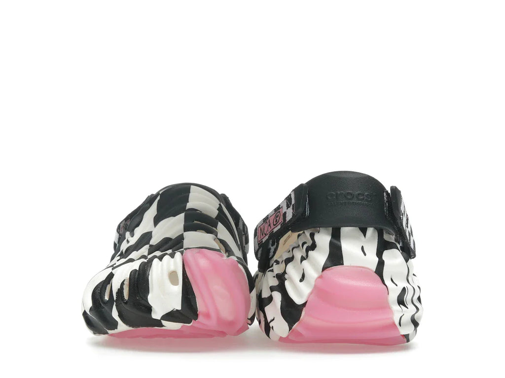 Crocs Pollex Clog von Salehe Bembury x Nina Chanel Abney Art Friends – Daumen hoch, gut gemacht!