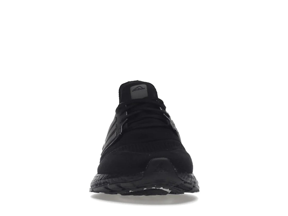 adidas Ultra Boost 22 Triple Black