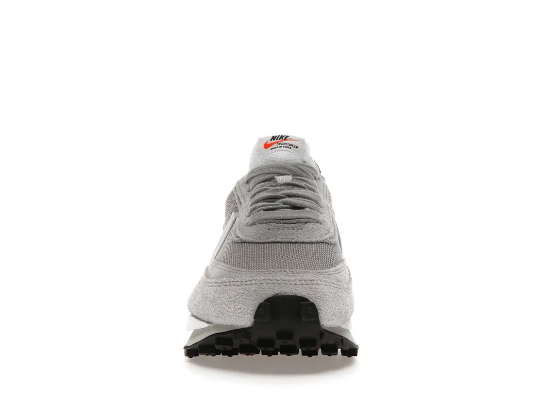 Nike LD Waffle SF sacai Fragment Grau