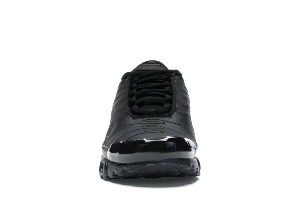 Nike Air Max Plus Triple Black Leather