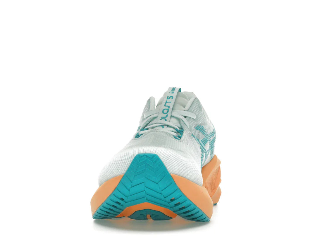 ASICS Novablast 5 Beruhigende Meereswellen-Türkis-Orange