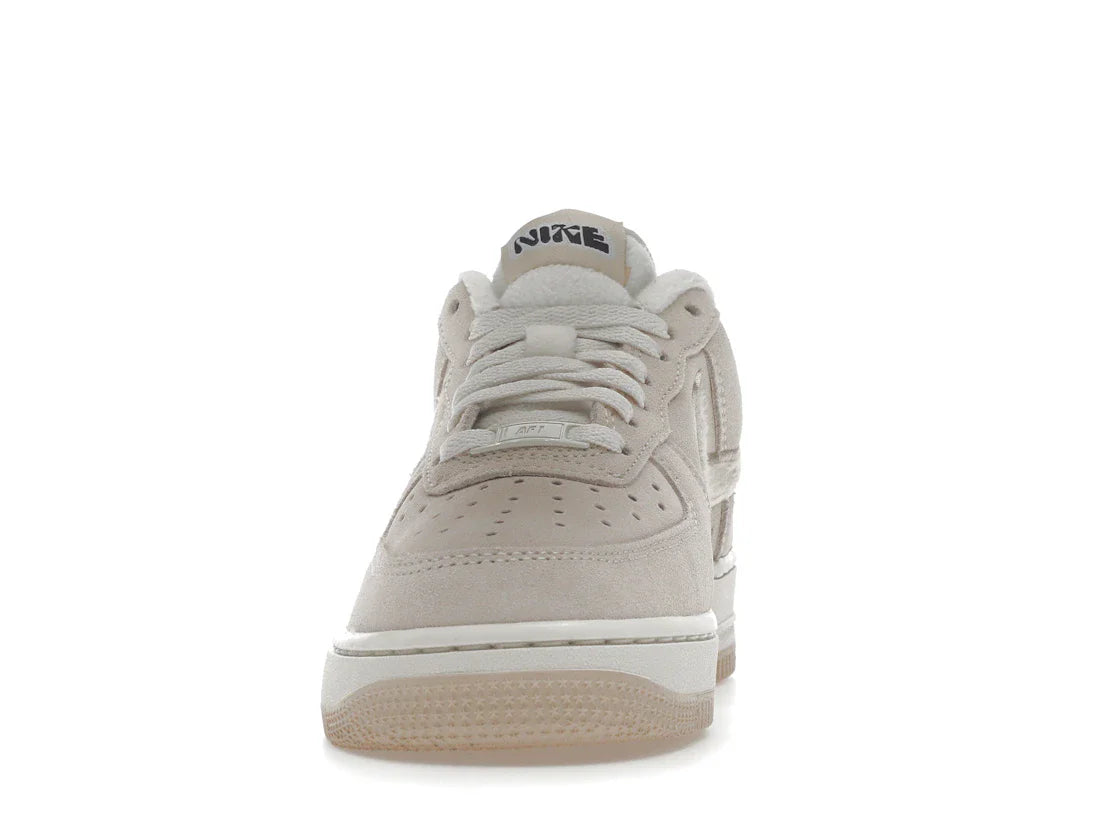 Nike Air Force 1 Low '07 SE Sanddrift Gum Fleece (Damen)