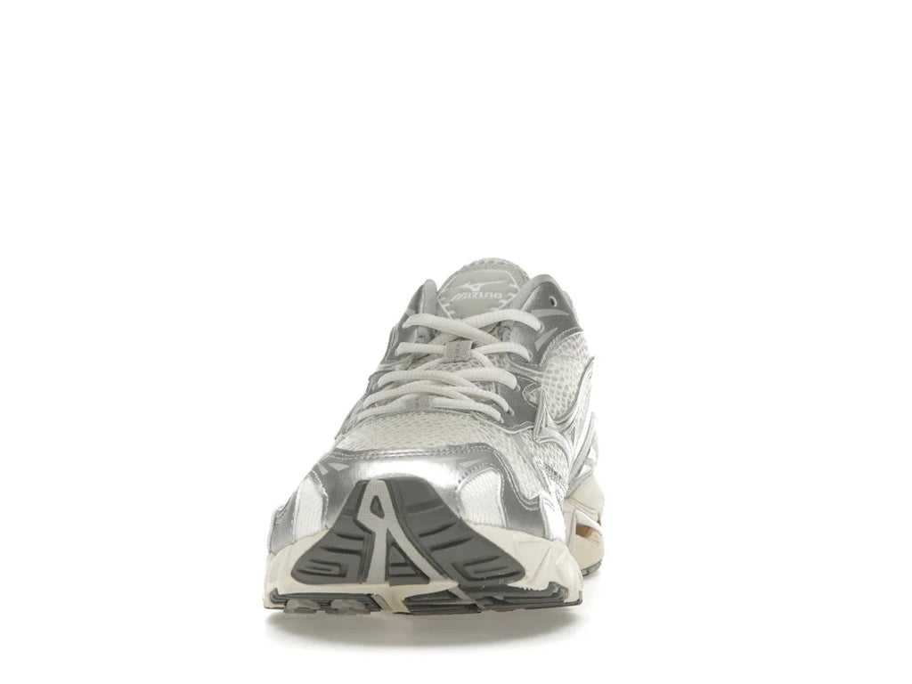Mizuno Wave Rider 10 Metallic Schneeweiß