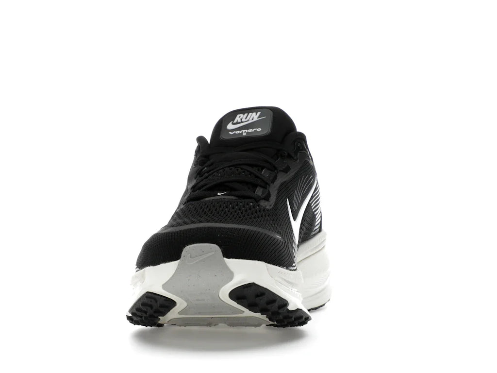 Nike Vomero 18 Schwarz, Kokosmilch, Hellgrau, Weiß