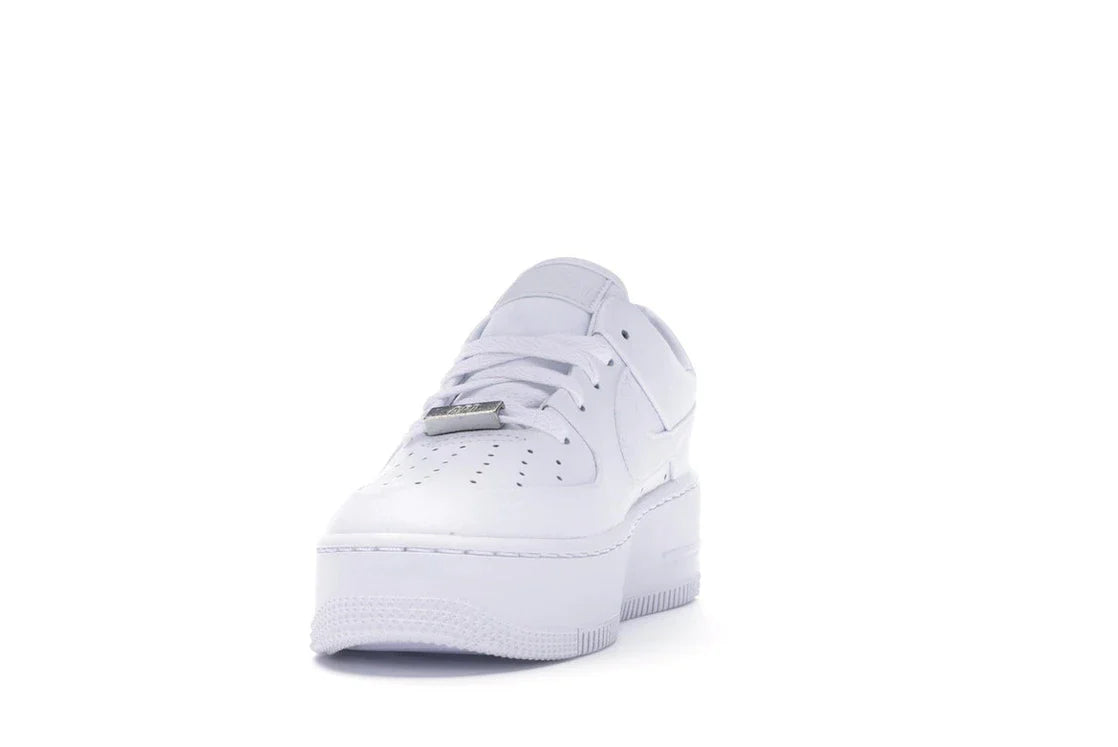 Nike Air Force 1 Sage Low Triple White (Damen)
