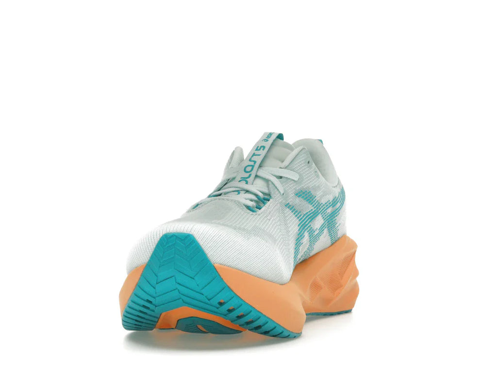 ASICS Novablast 5 Beruhigende Meereswellen-Türkis-Orange