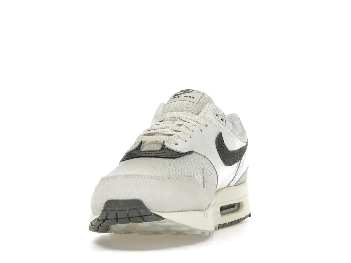 Nike Air Max 1 Light Bone Iron Gray