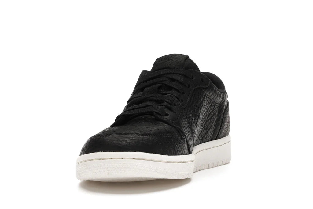 Jordan 1 Retro Low Swooshless Schwarz (2016)