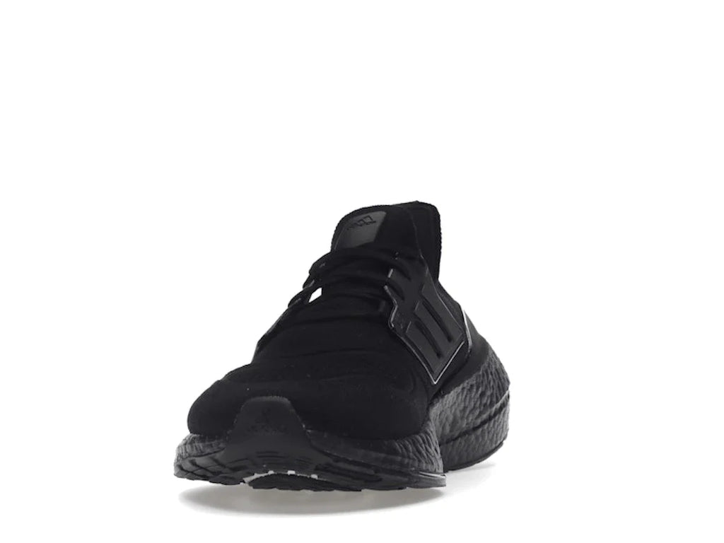 adidas Ultra Boost 22 Triple Black