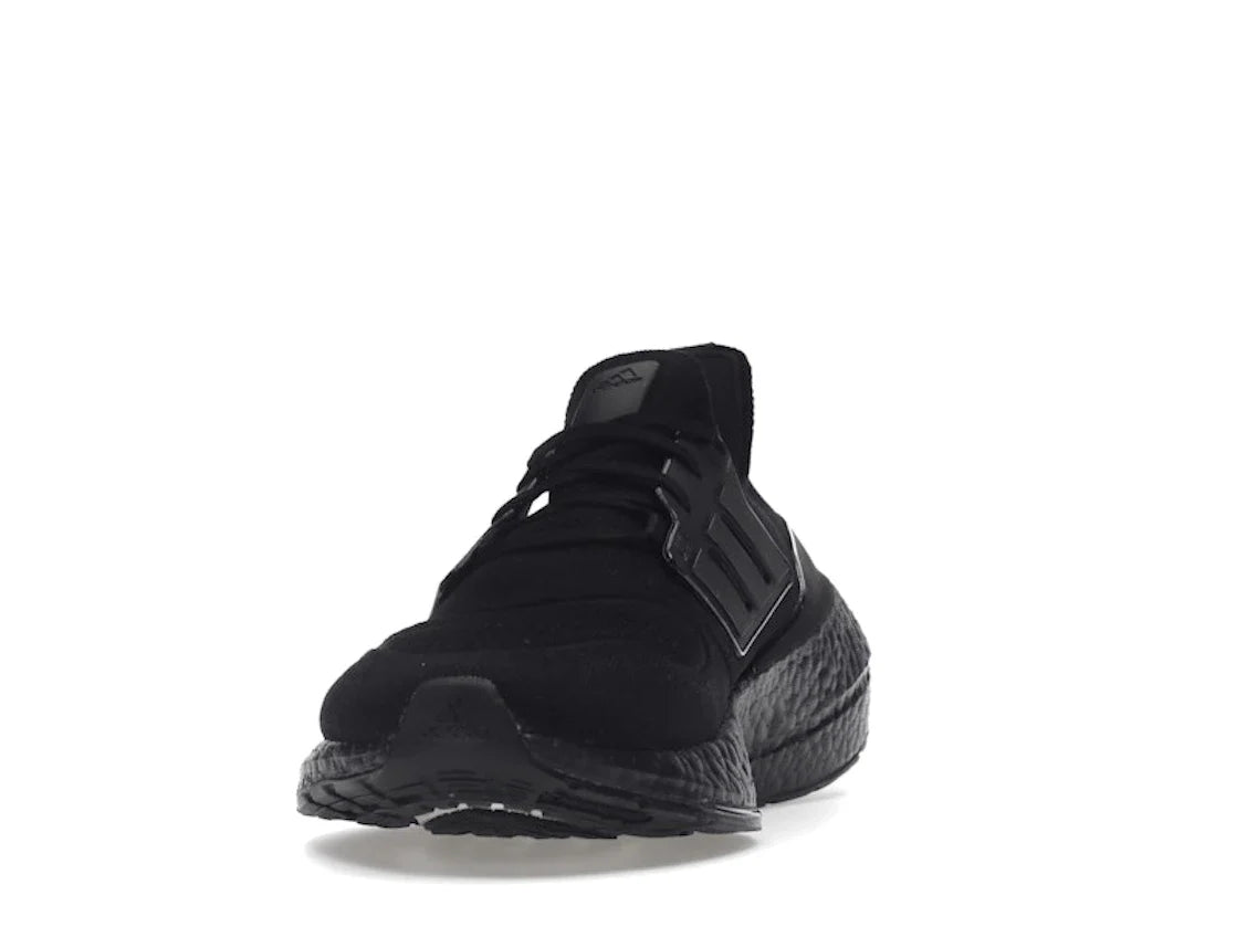 adidas Ultra Boost 22 Triple Black