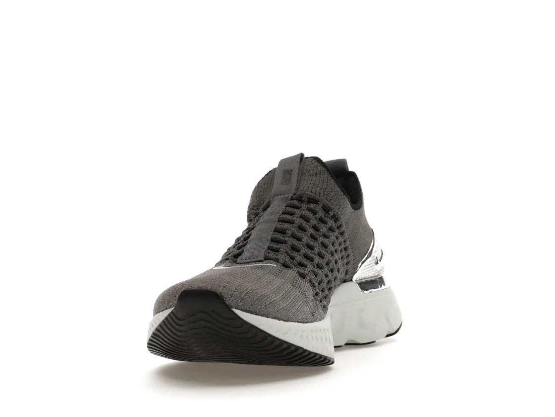 Nike React Phantom Run Flyknit 2 Eisengrau Silber