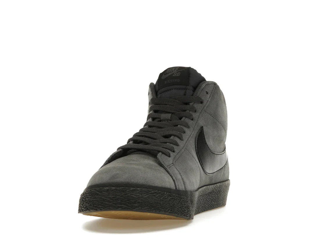 Nike SB Zoom Blazer Mid Anthrazit Schwarz